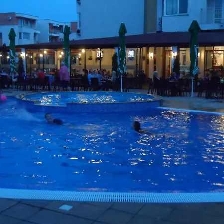 Private In Nessebar Club Sunny דירה